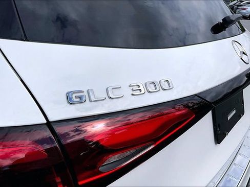 Certified 2025 Mercedes-Benz GLC 300 4MATIC image 27