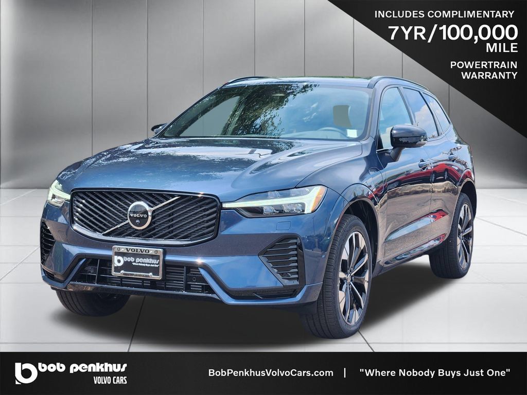 New 2026 Volvo XC60 T8 Plus w/ Climate Package PRO AWD/4WD image 23