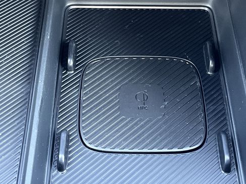 New 2026 Kia Carnival SX w/ SX Dark Edition Package image 9