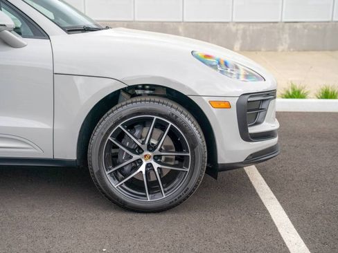New 2026 Porsche Macan AWD/4WD image 9