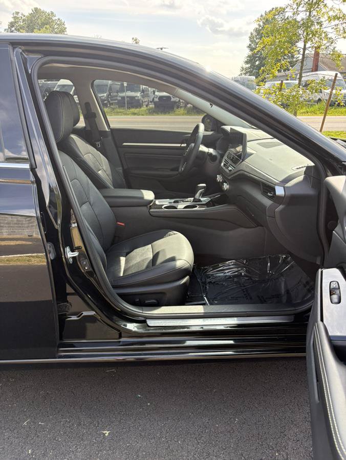 Used 2023 Nissan Altima 2.5 SL AWD/4WD image 8