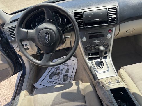 Used 2007 Subaru Outback 2.5i AWD/4WD image 7