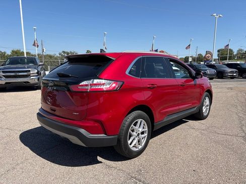 Certified 2023 Ford Edge SEL w/ Convenience Package AWD/4WD image 7