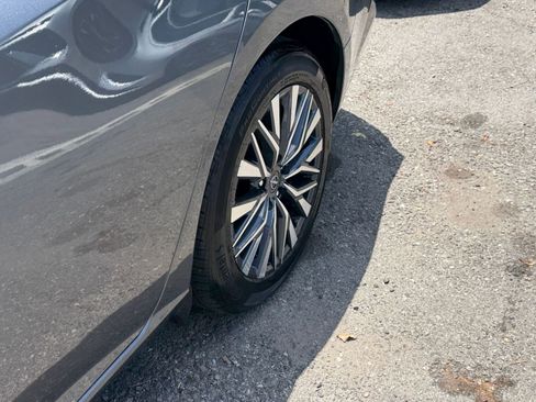 Used 2025 Nissan Altima 2.5 SV FWD image 31