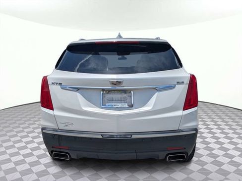 Used 2017 Cadillac XT5 FWD image 5