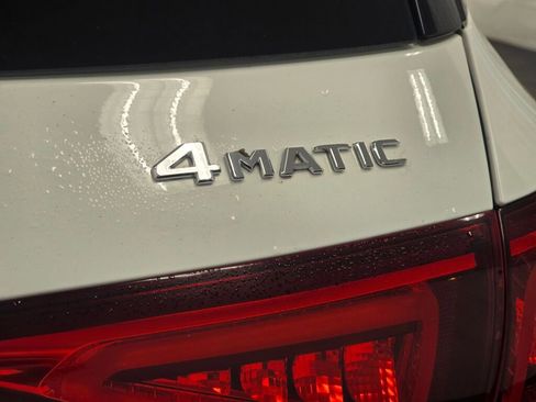 Used 2020 Mercedes-Benz GLE 450 4MATIC image 32