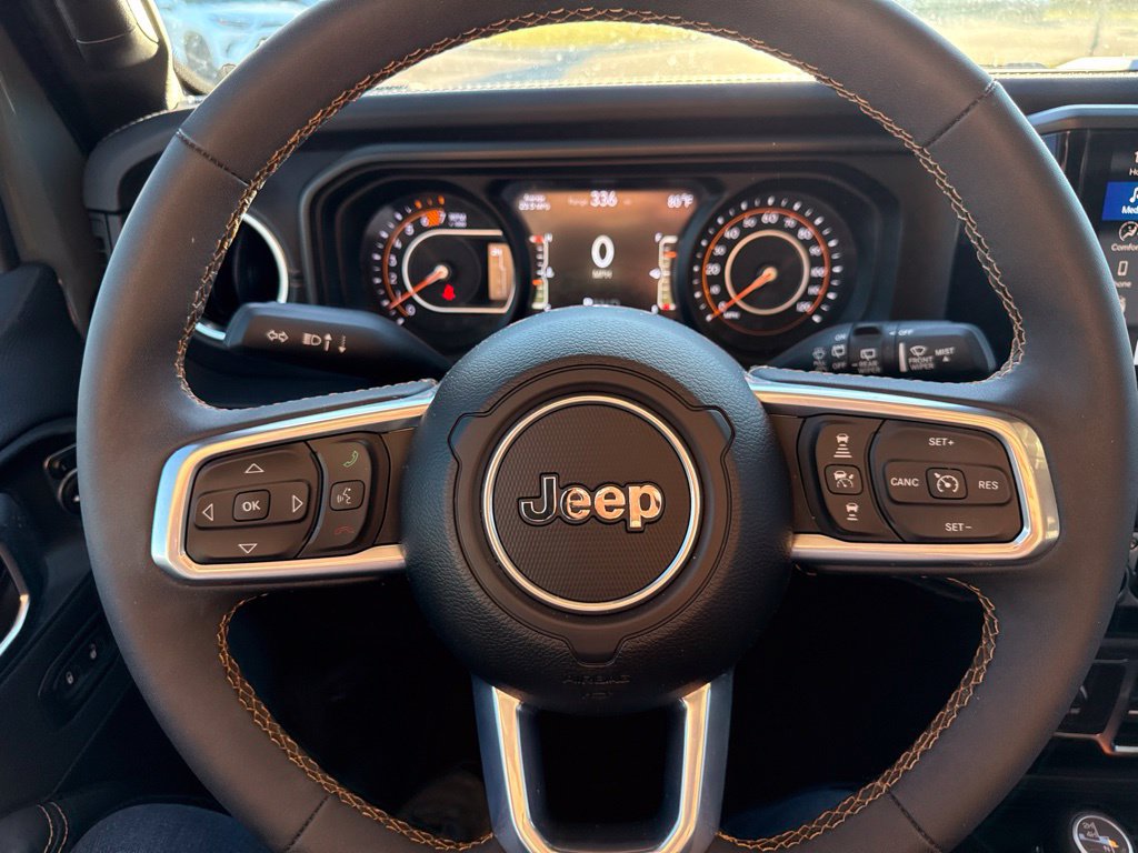 Used 2024 Jeep Wrangler Unlimited Sahara w/ Safety Group AWD/4WD image 24