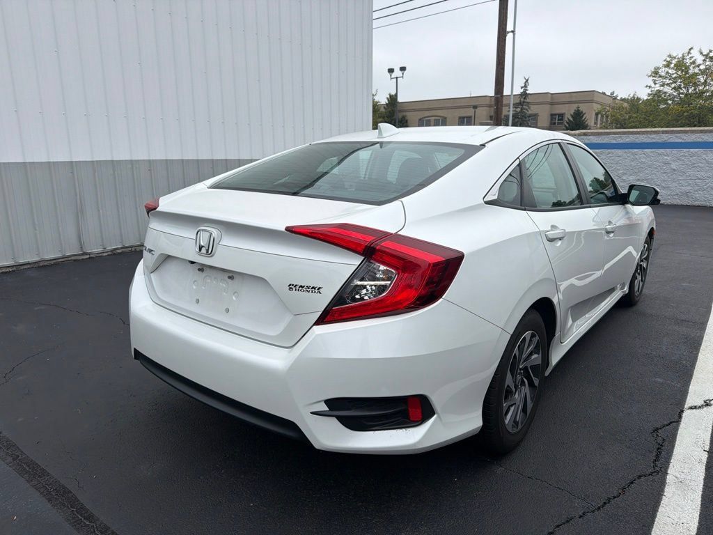 Used 2017 Honda Civic EX image 3