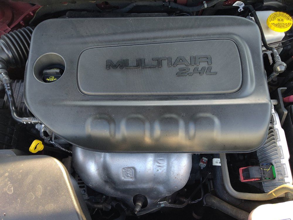 Used 2020 Jeep Cherokee Latitude Plus FWD image 30