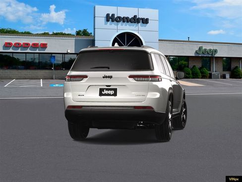 New 2025 Jeep Grand Cherokee L Limited w/ Luxury Tech Group II image 10