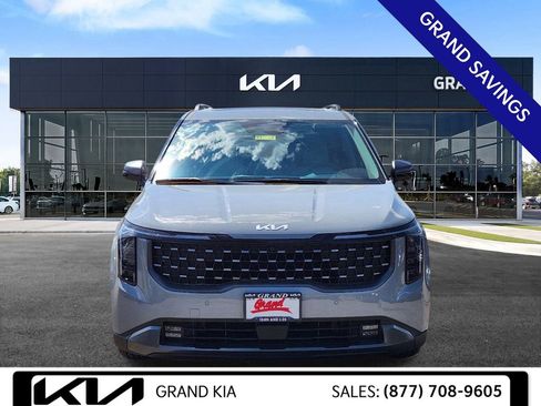 New 2025 Kia Carnival SX Prestige image 3