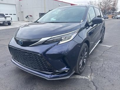 Used 2022 Toyota Sienna XSE