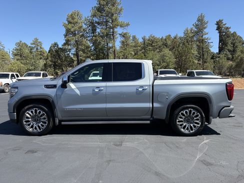 Used 2026 GMC Sierra 1500 Denali Ultimate AWD/4WD image 8