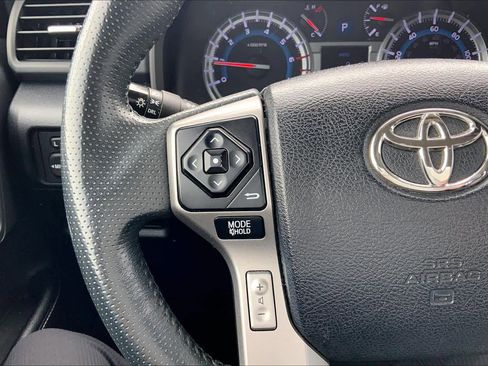 Used 2017 Toyota 4Runner SR5 image 24