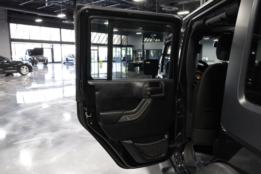Used 2014 Jeep Wrangler Unlimited Sport w/ Quick Order Package 24S AWD/4WD image 16