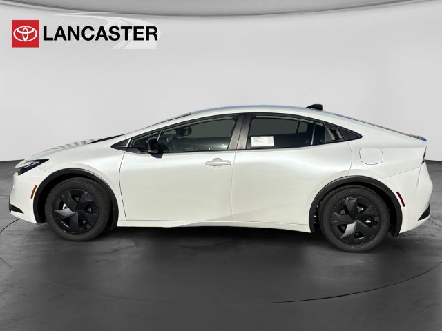 New 2027 Toyota Prius LE FWD image 4