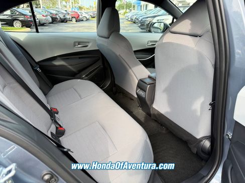 Used 2025 Toyota Corolla SE FWD image 11