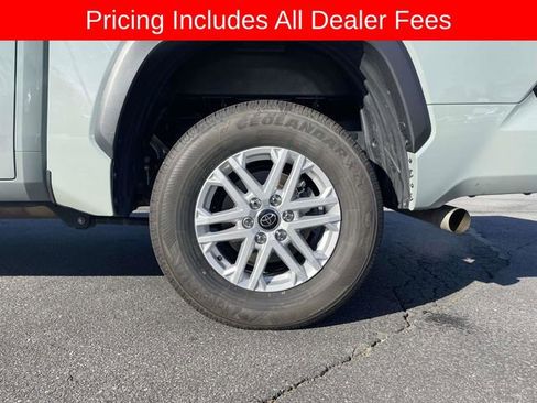 Used 2024 Toyota Tundra SR5 w/ SR5 Convenience Package AWD/4WD image 9