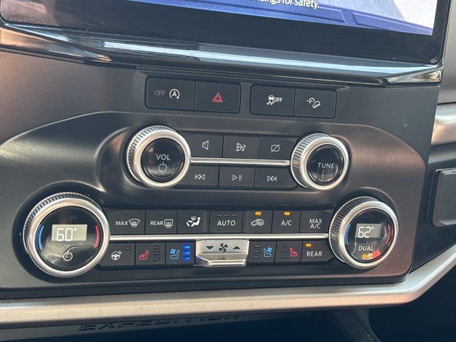 Used 2024 Ford Expedition XLT AWD/4WD image 37
