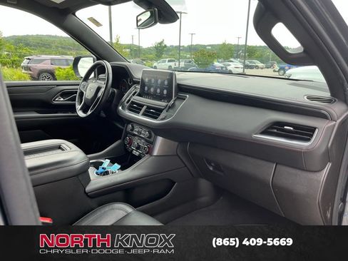 Used 2021 Chevrolet Suburban RST w/ Luxury Package AWD/4WD image 29