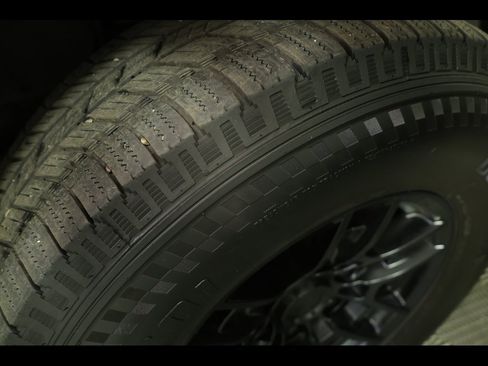 Used 2022 Toyota Tacoma SR image 20