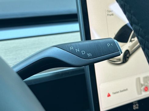 Used 2022 Tesla Model 3 Long Range image 21