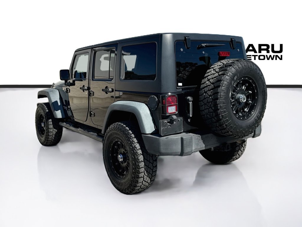 Used 2014 Jeep Wrangler Unlimited Rubicon w/ Connectivity Group AWD/4WD image 5