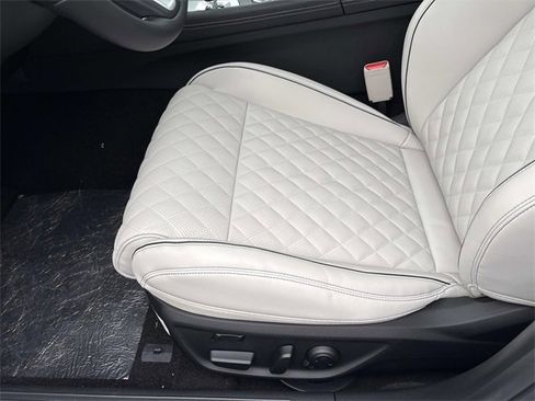 Used 2025 Genesis G70 3.3T Advanced w/ Sport Prestige Package image 24