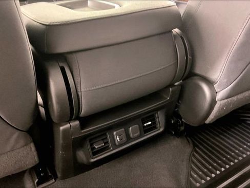 Used 2019 GMC Sierra 1500 SLE w/ SLE Value Package RWD image 9