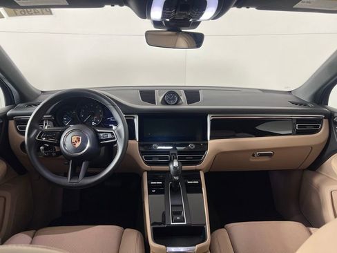 Certified 2023 Porsche Macan Turbo AWD/4WD image 20