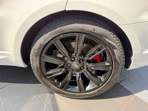 Used 2020 Land Rover Range Rover Sport HST image 6