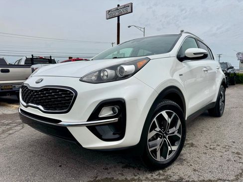 Used 2020 Kia Sportage EX AWD/4WD image 4
