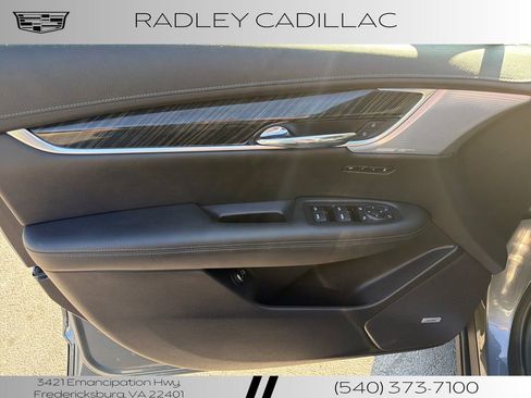 Used 2020 Cadillac XT6 Premium Luxury AWD/4WD image 4