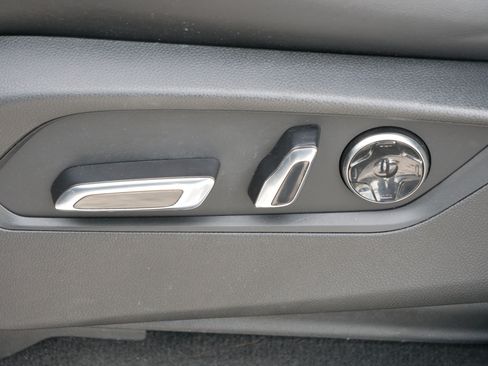 Used 2023 Acura MDX SH-AWD w/ Technology Package image 20