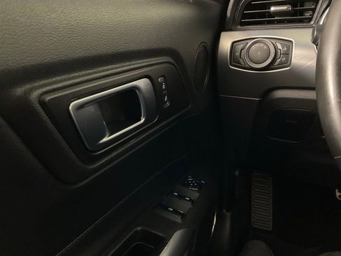 Used 2019 Ford Mustang Premium image 19