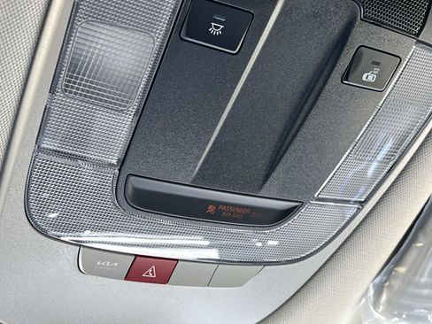 New 2026 Kia Sportage LX FWD image 31