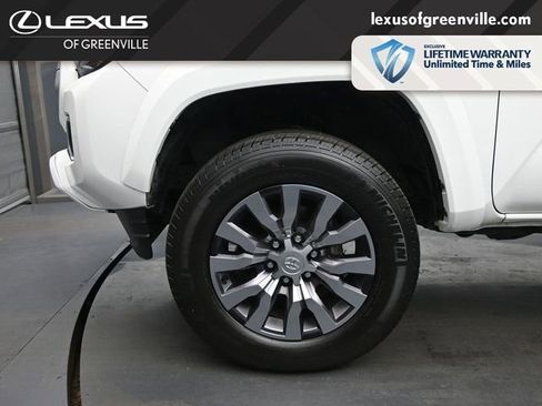 Used 2023 Toyota Tacoma Limited AWD/4WD image 9