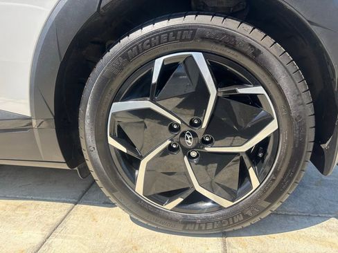 Certified 2024 Hyundai Ioniq 5 SEL AWD/4WD image 9