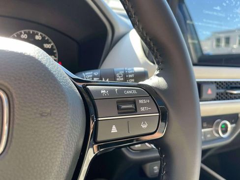 New 2026 Honda HR-V EX-L image 22