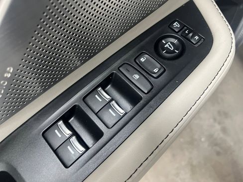Used 2025 Acura RDX SH-AWD w/ Advance Package image 14