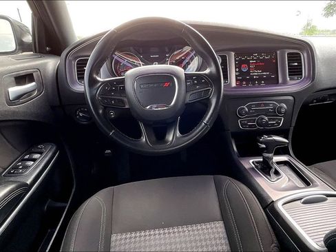 Certified 2023 Dodge Charger SXT RWD image 8