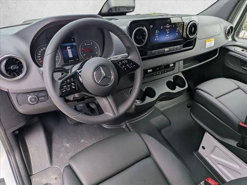 New 2026 Mercedes-Benz Sprinter 2500 image 3