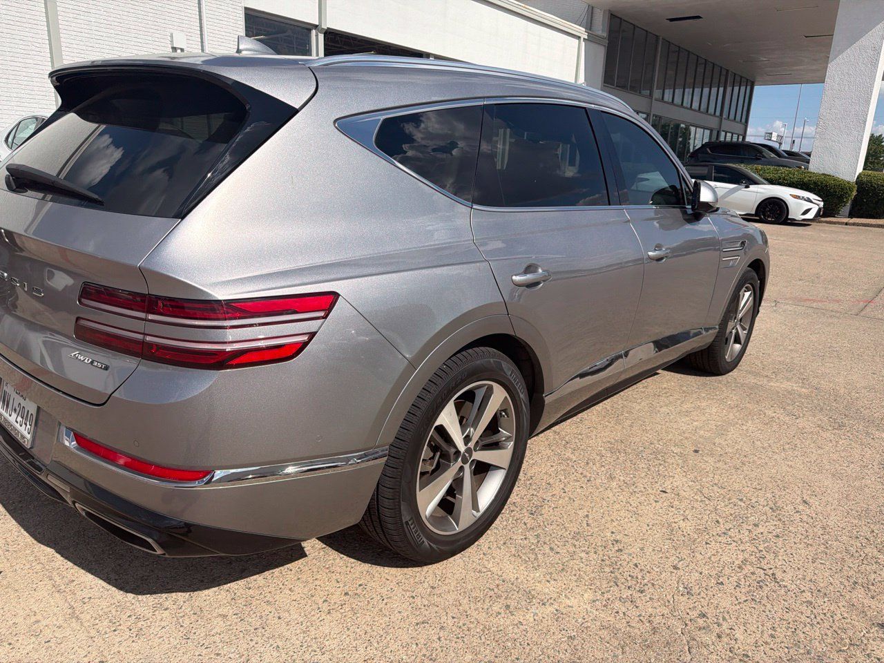 Used 2021 Genesis GV80 3.5T w/ Advanced Package 06 AWD/4WD image 5