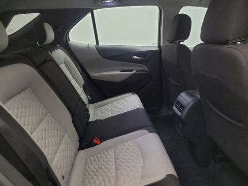 Used 2020 Chevrolet Equinox LS FWD image 19