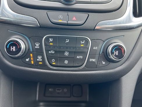 Used 2024 Chevrolet Equinox LT image 13