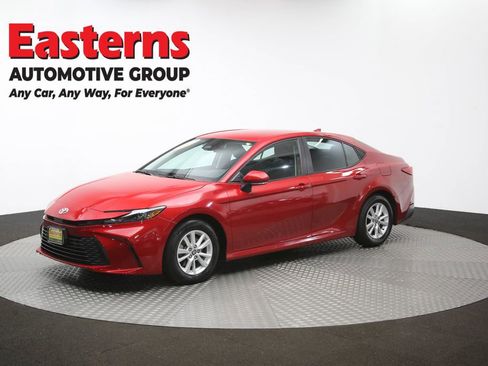 Used 2025 Toyota Camry SE FWD image 54