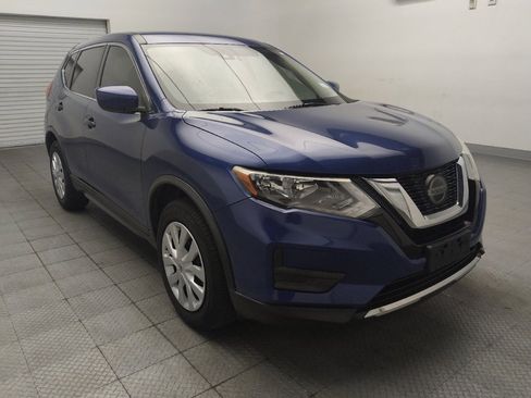 Used 2020 Nissan Rogue S FWD image 13