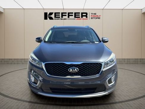 Used 2016 Kia Sorento EX w/ EX Touring Package FWD image 9