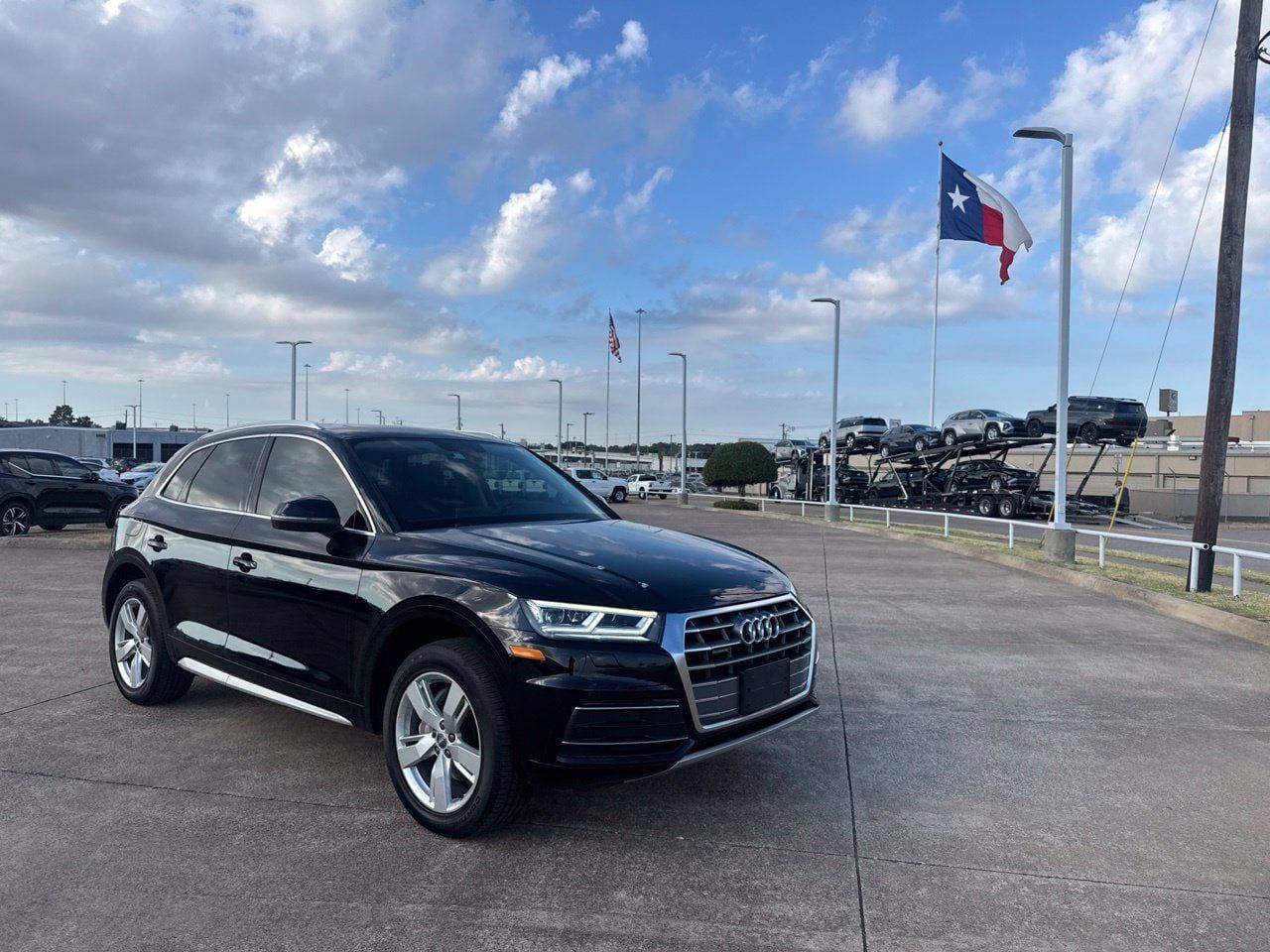 Used 2019 Audi Q5 2.0T Premium Plus AWD/4WD image 2