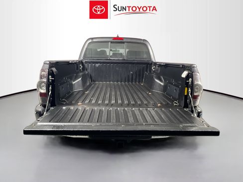 Used 2012 Toyota Tacoma Base image 33